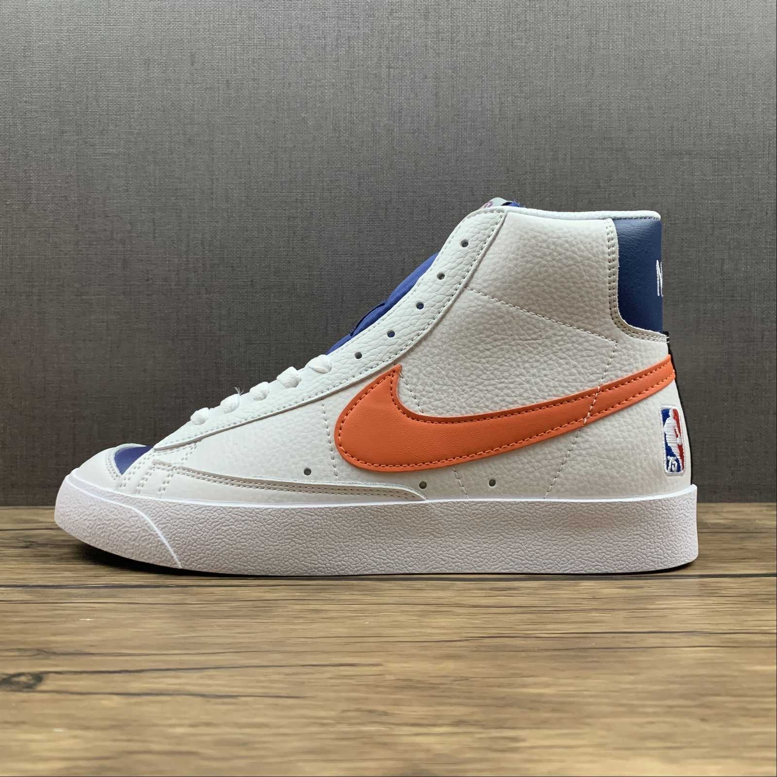 Nike blazer haute NBA blanc orange