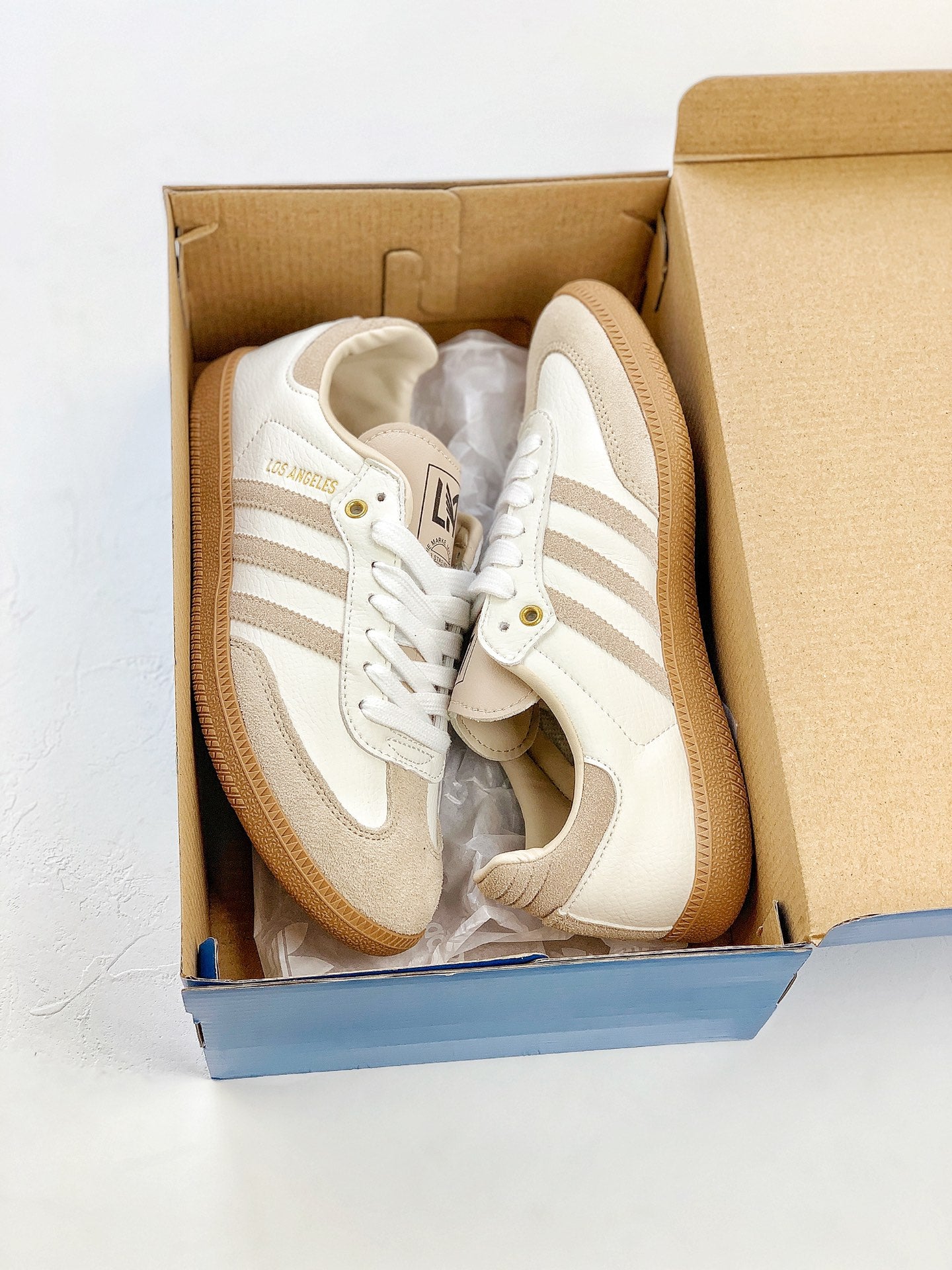 Adidas samba 2 beige shoes