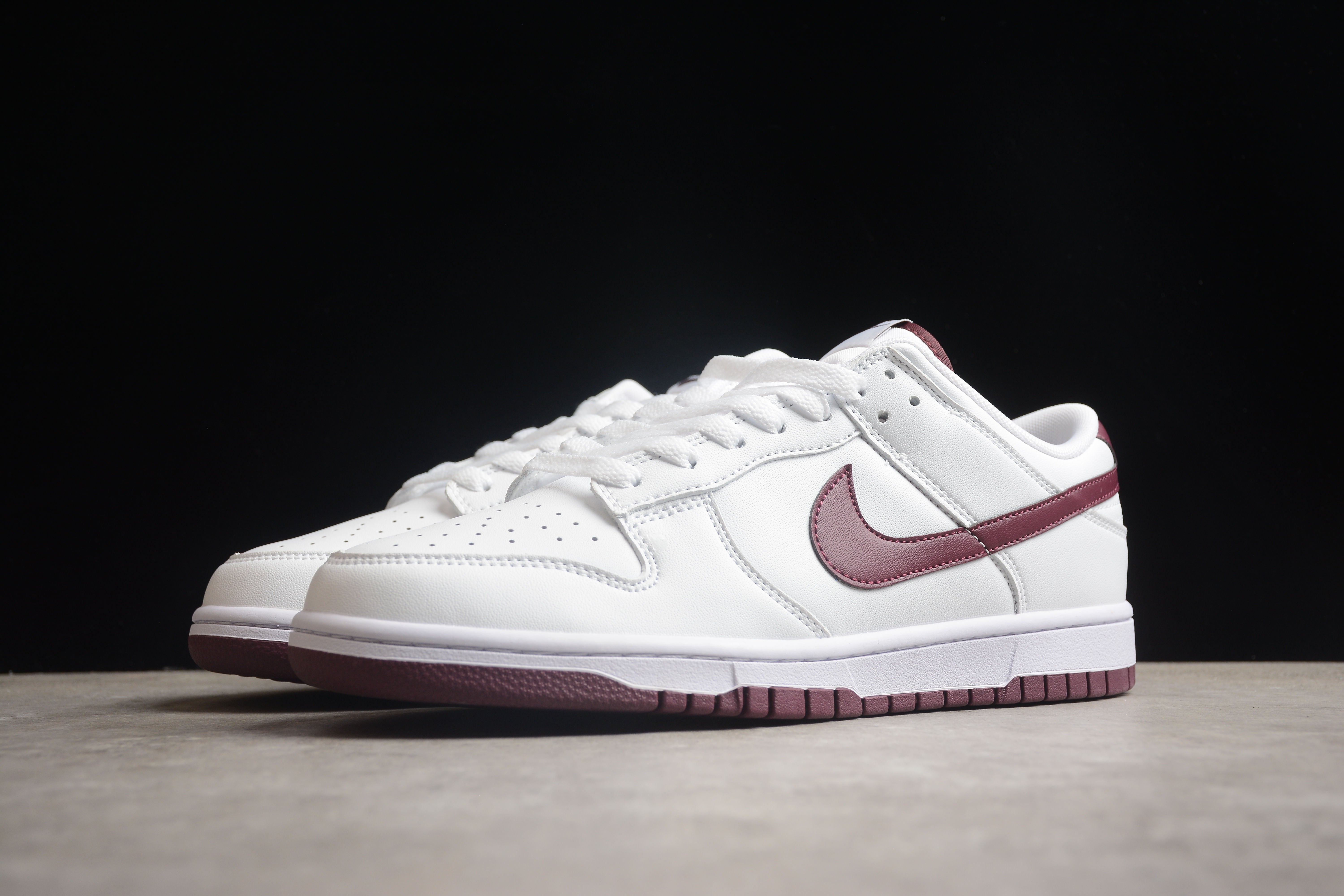 Nike SB dunk low night marron shoes