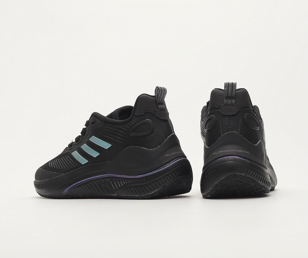 Adidas courir des chaussures noires