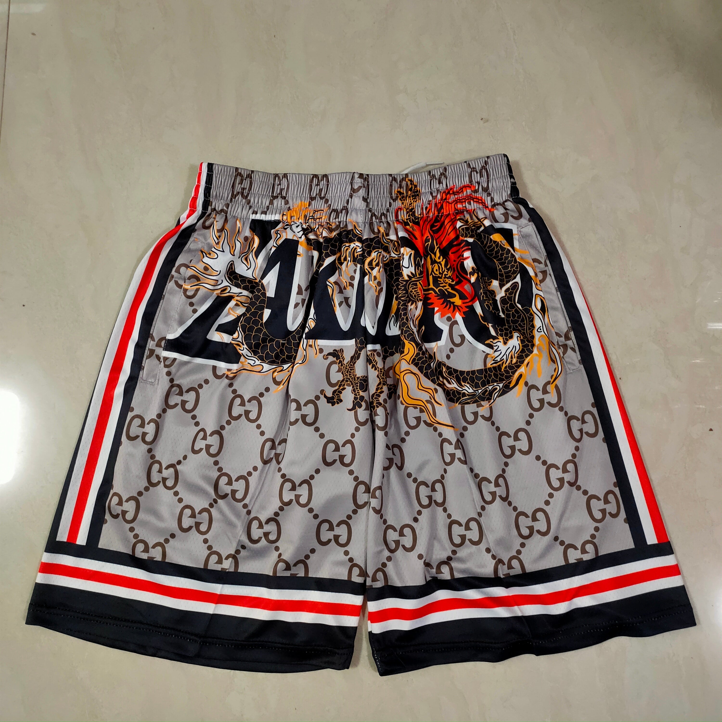 short gucci des Lakers