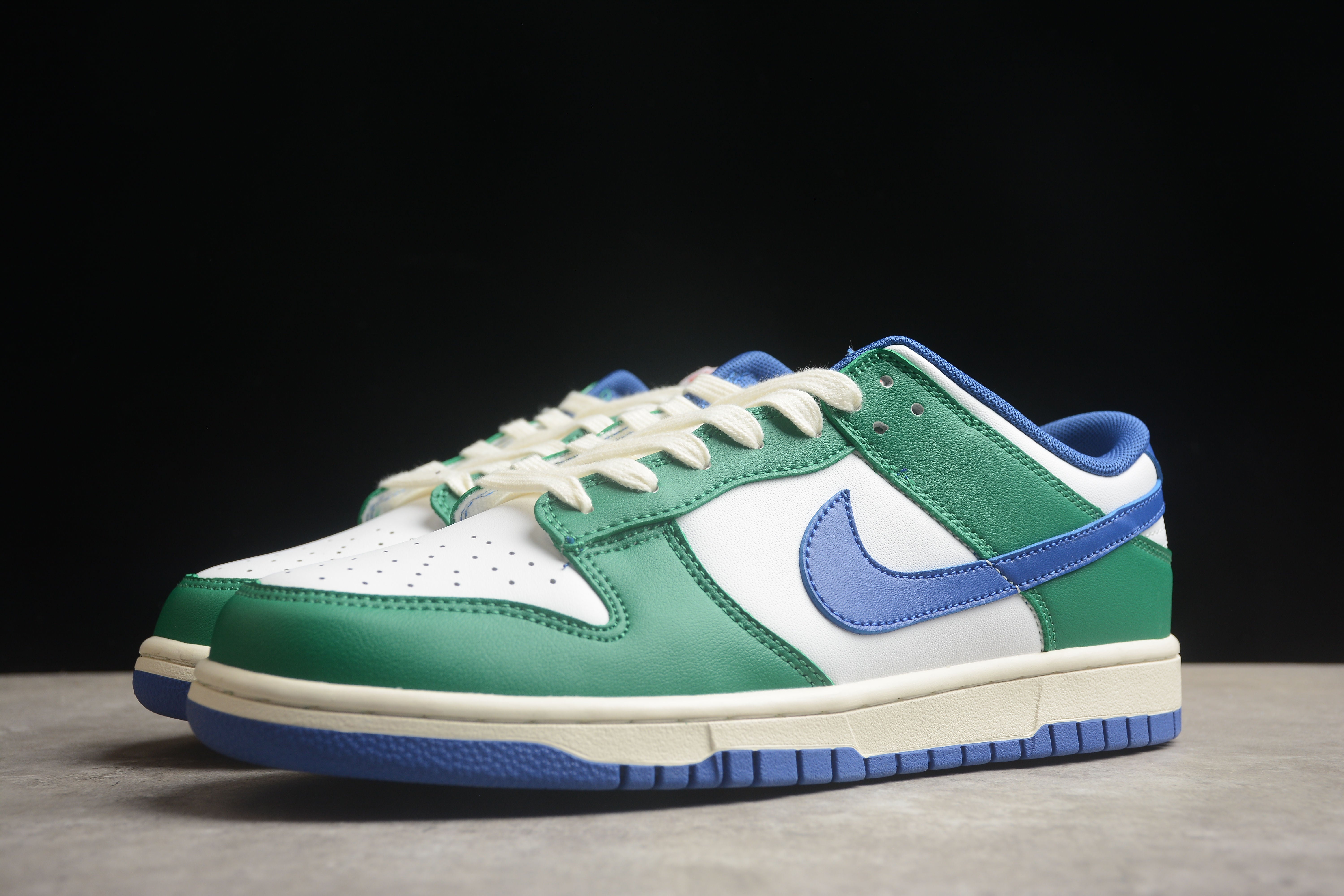 Nike SB dunk low green blue shoes