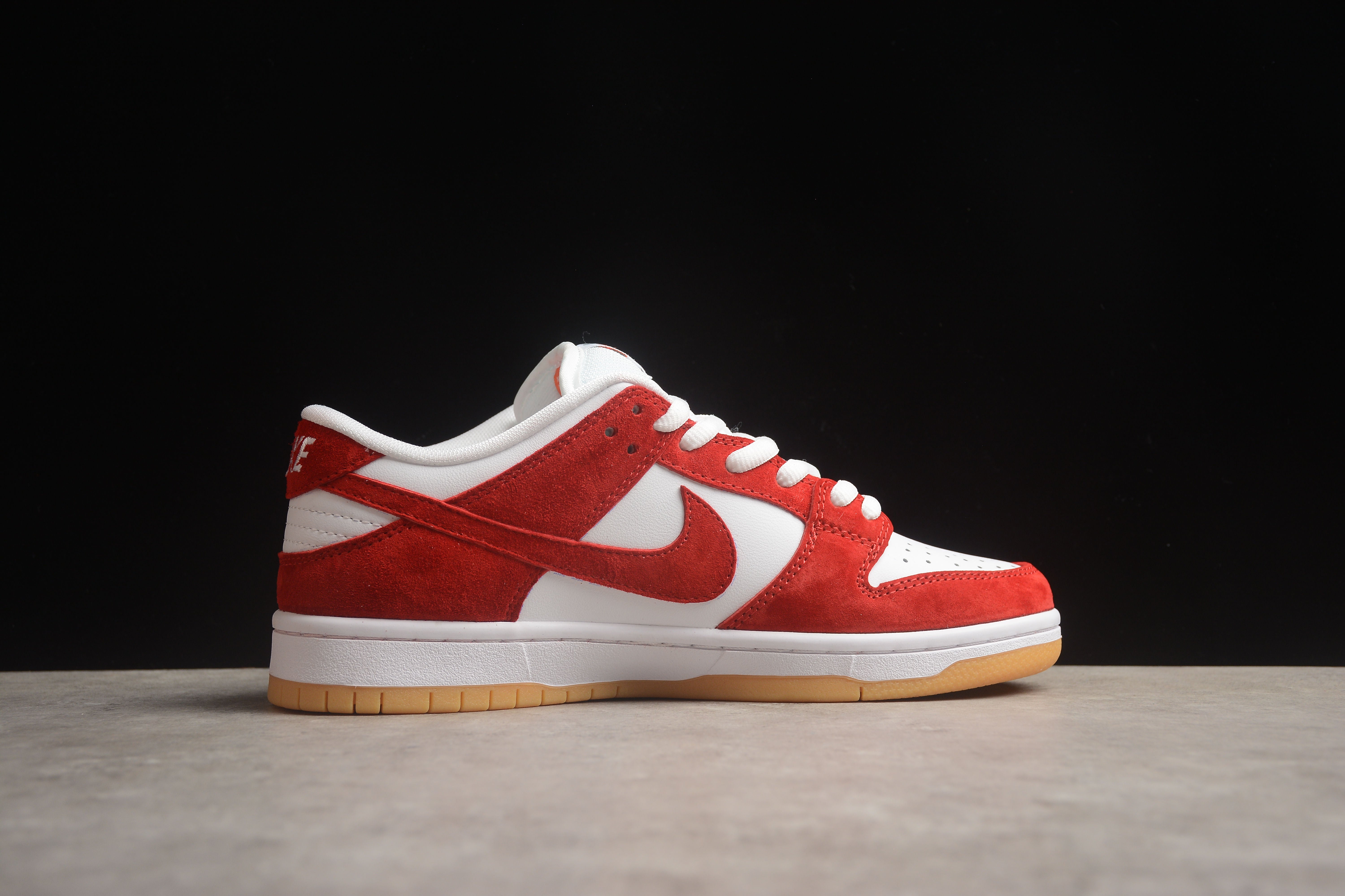 Nike SB low dunk red white gum shoes