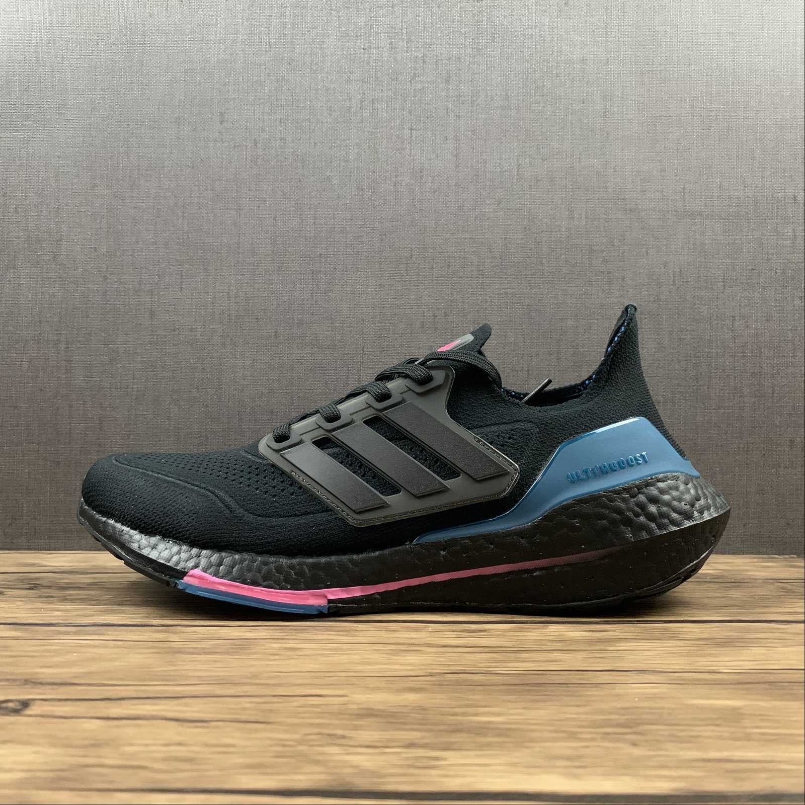 Chaussures Adidas ultraboost noir/bleu/rose