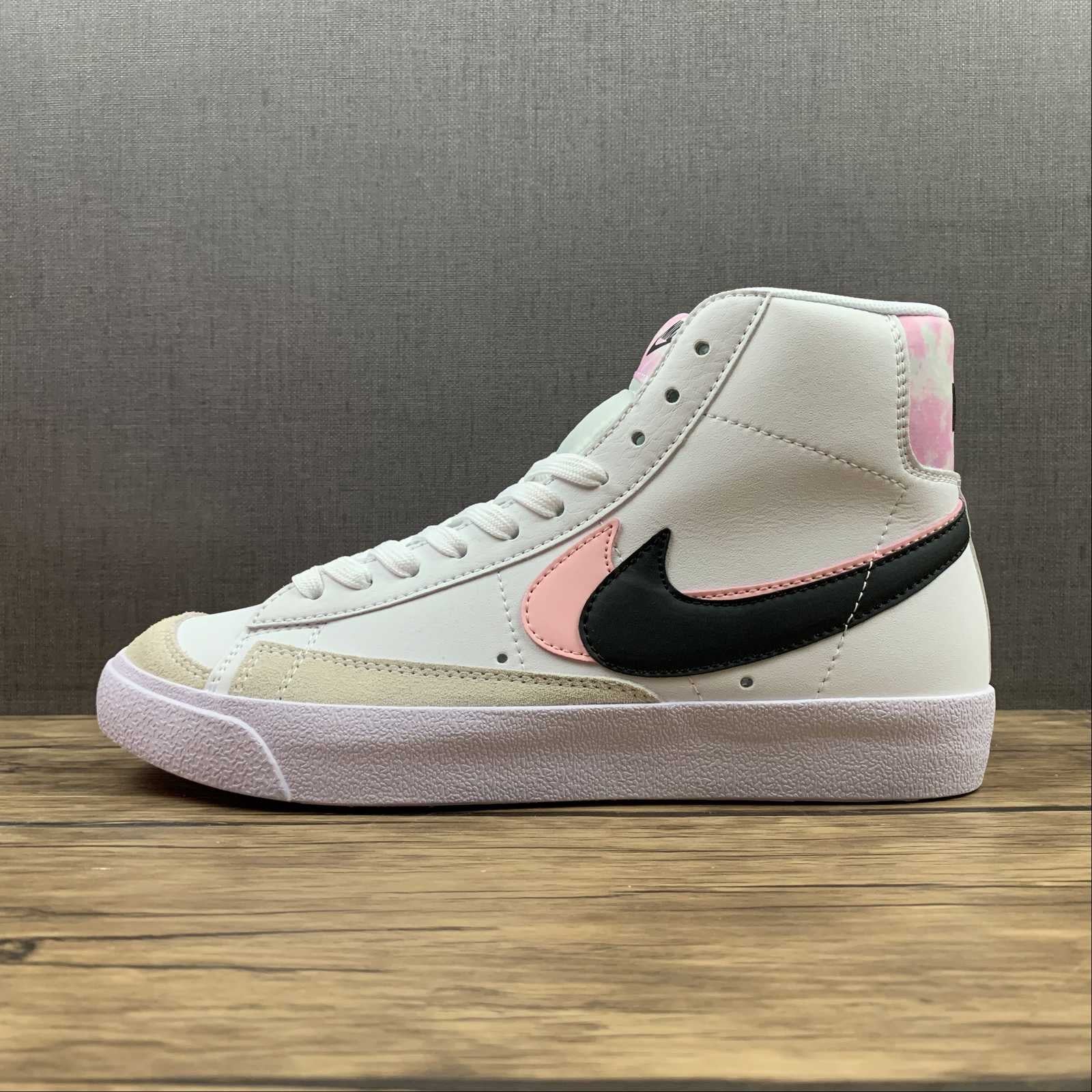 Nike blazer high pink