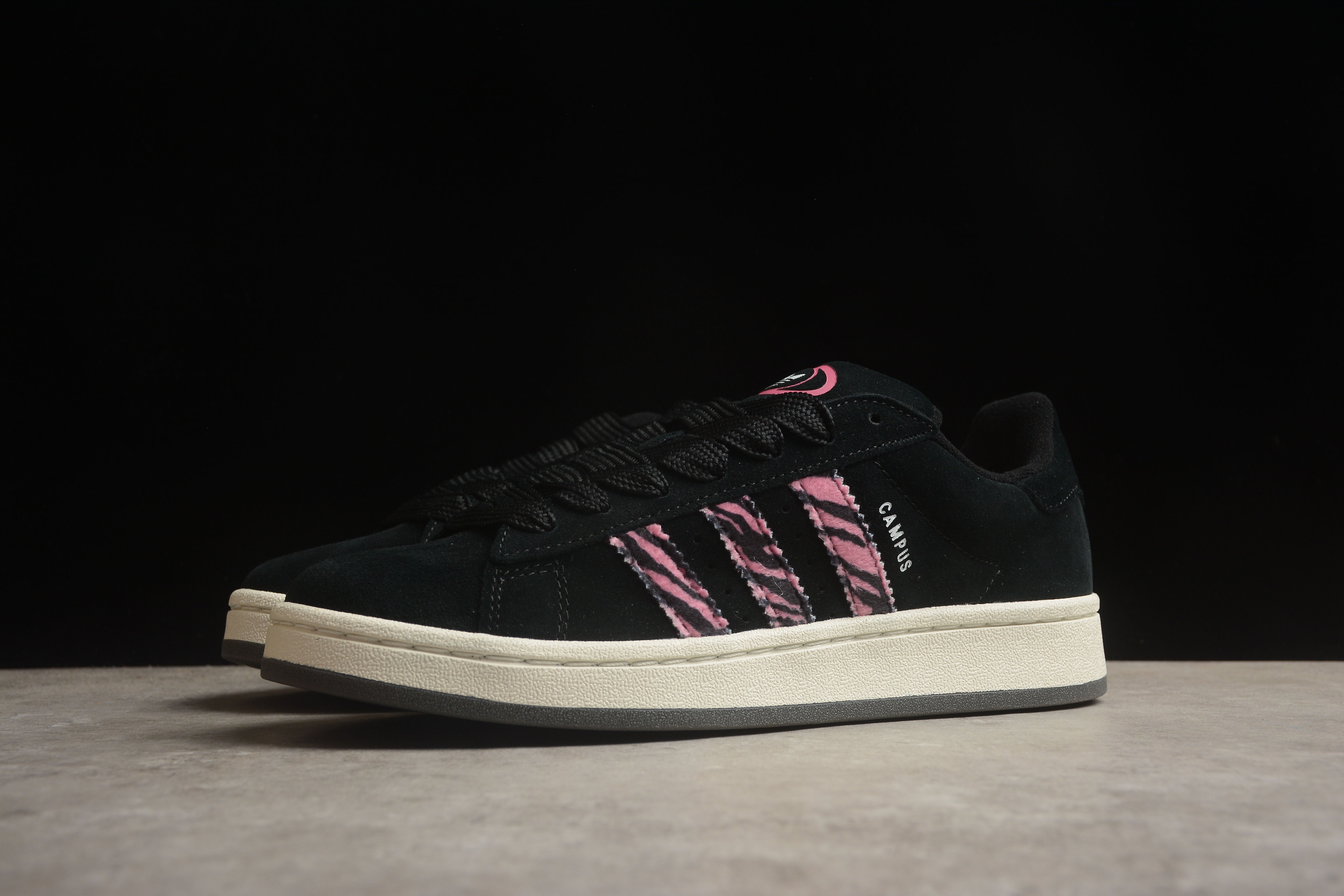 Adidas campus black/pink shoes