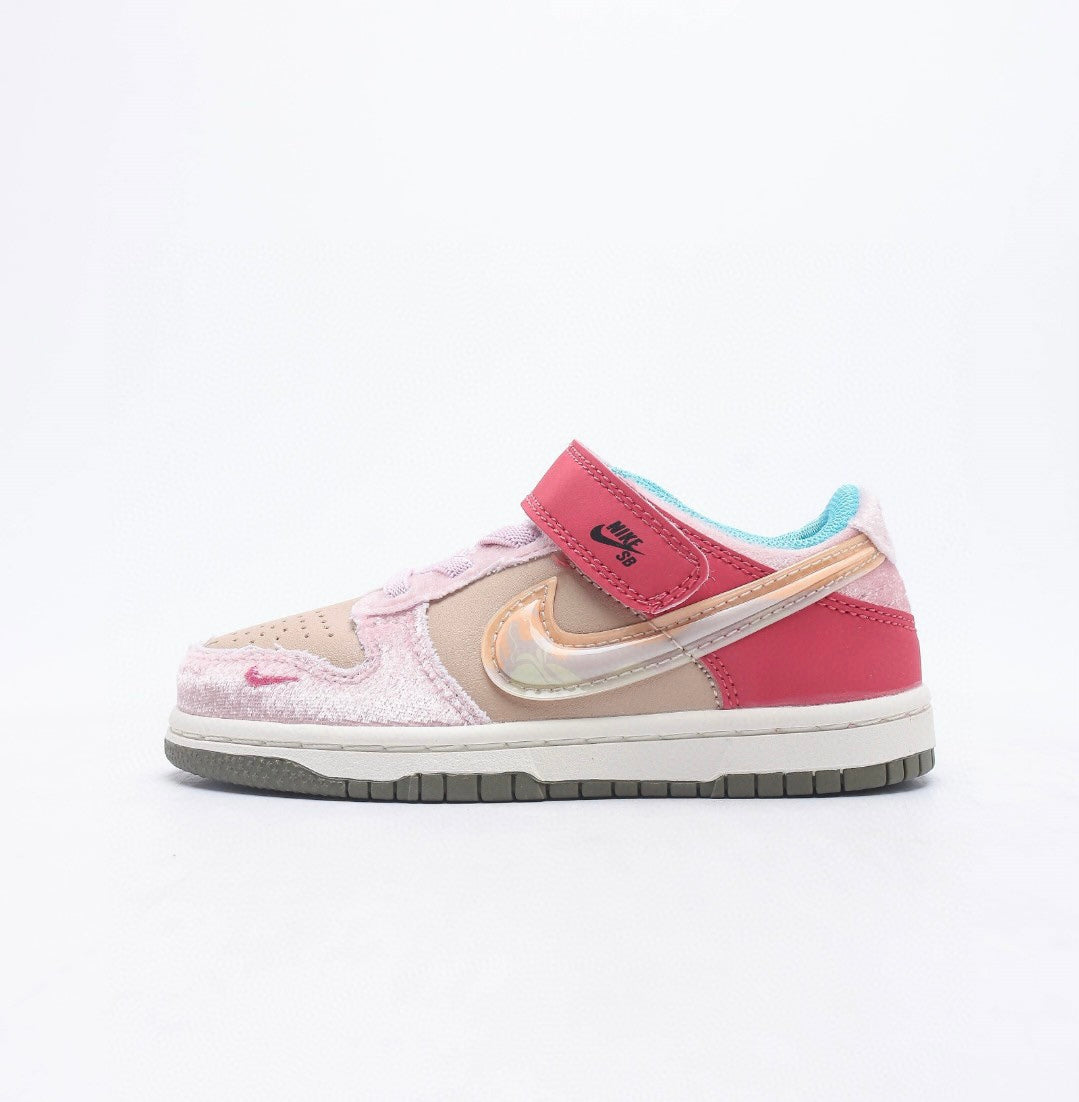 Nike SB zoom dunk high chaussures roses chics