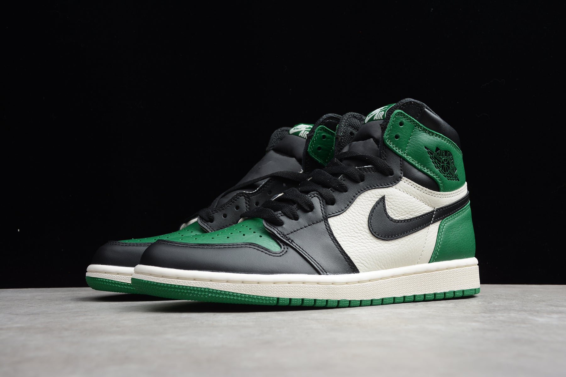 Air jordan high green