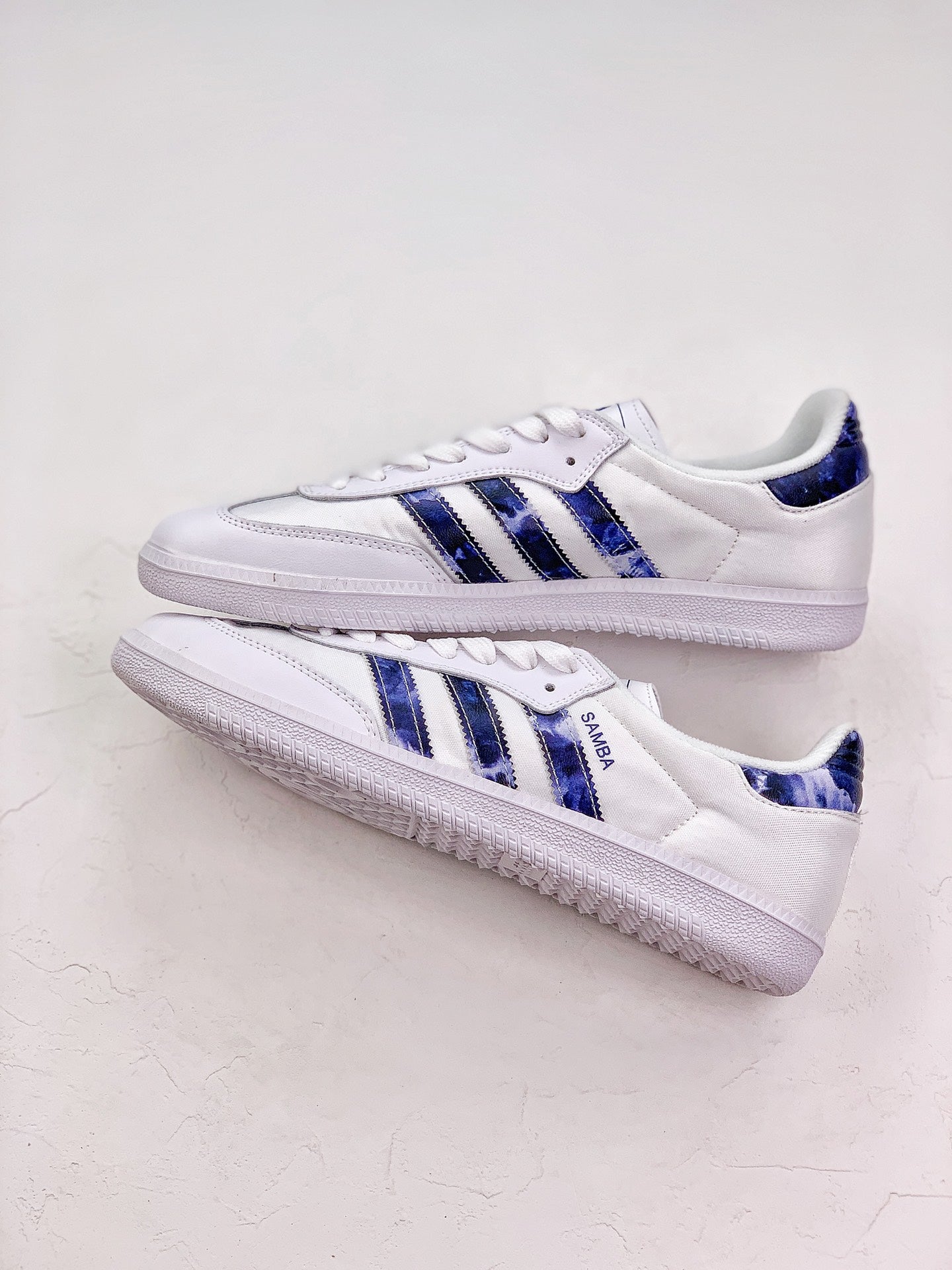 Adidas samba blue shoes
