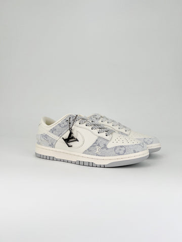 Nike SB Dunk low grey white