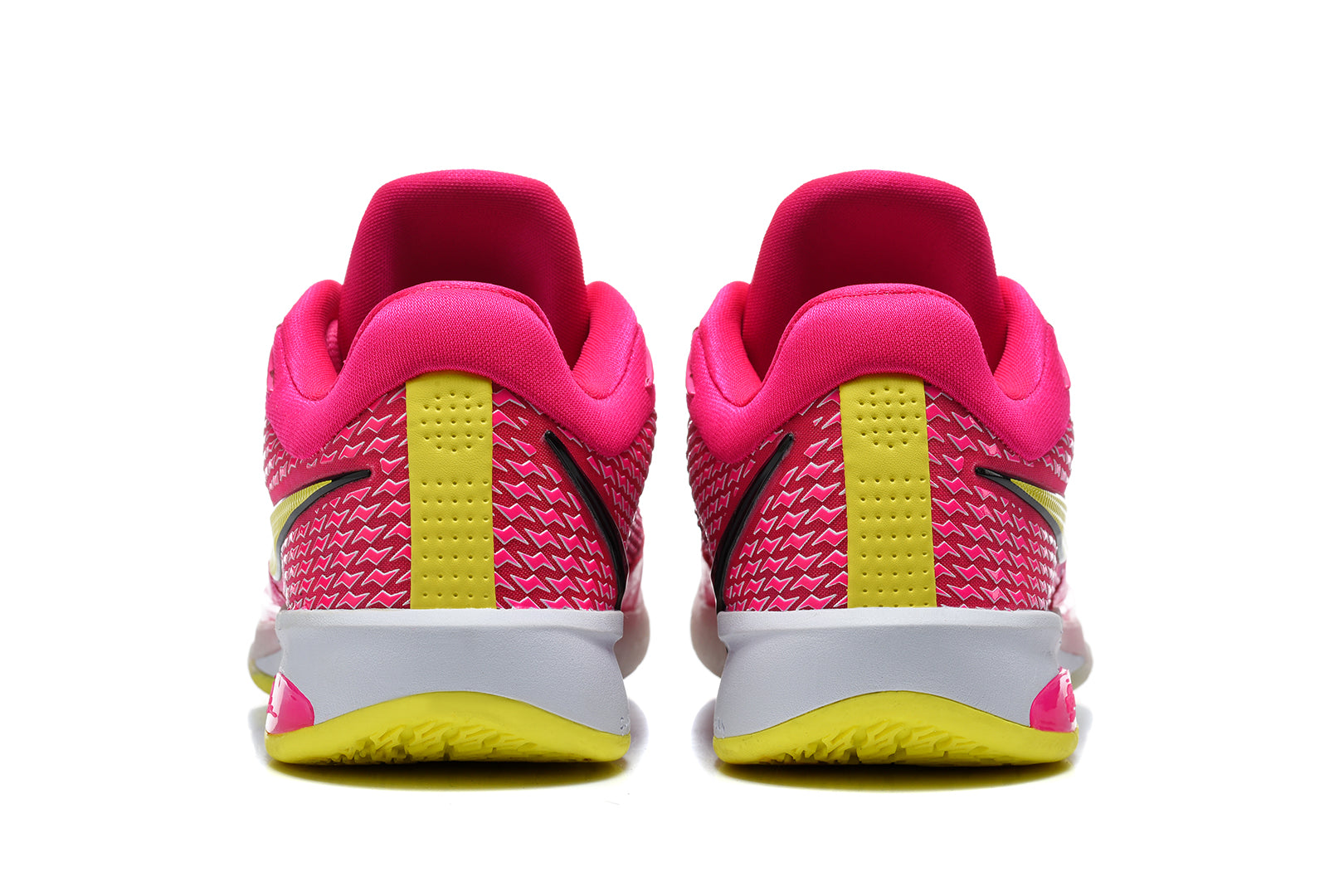 Nike Sabrina 4 'Desert Pink'