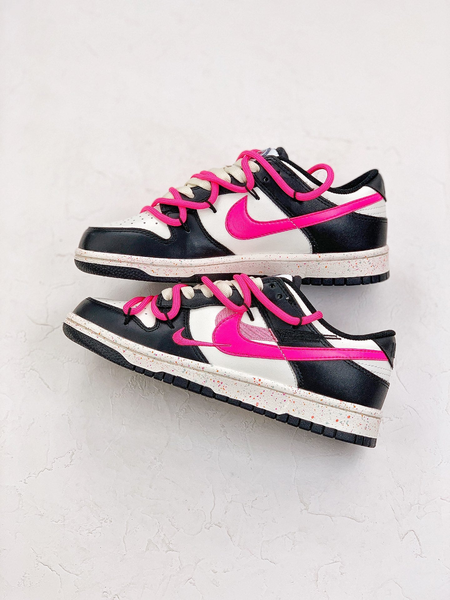 NIKE DUNK SB LOW " The block Pink"