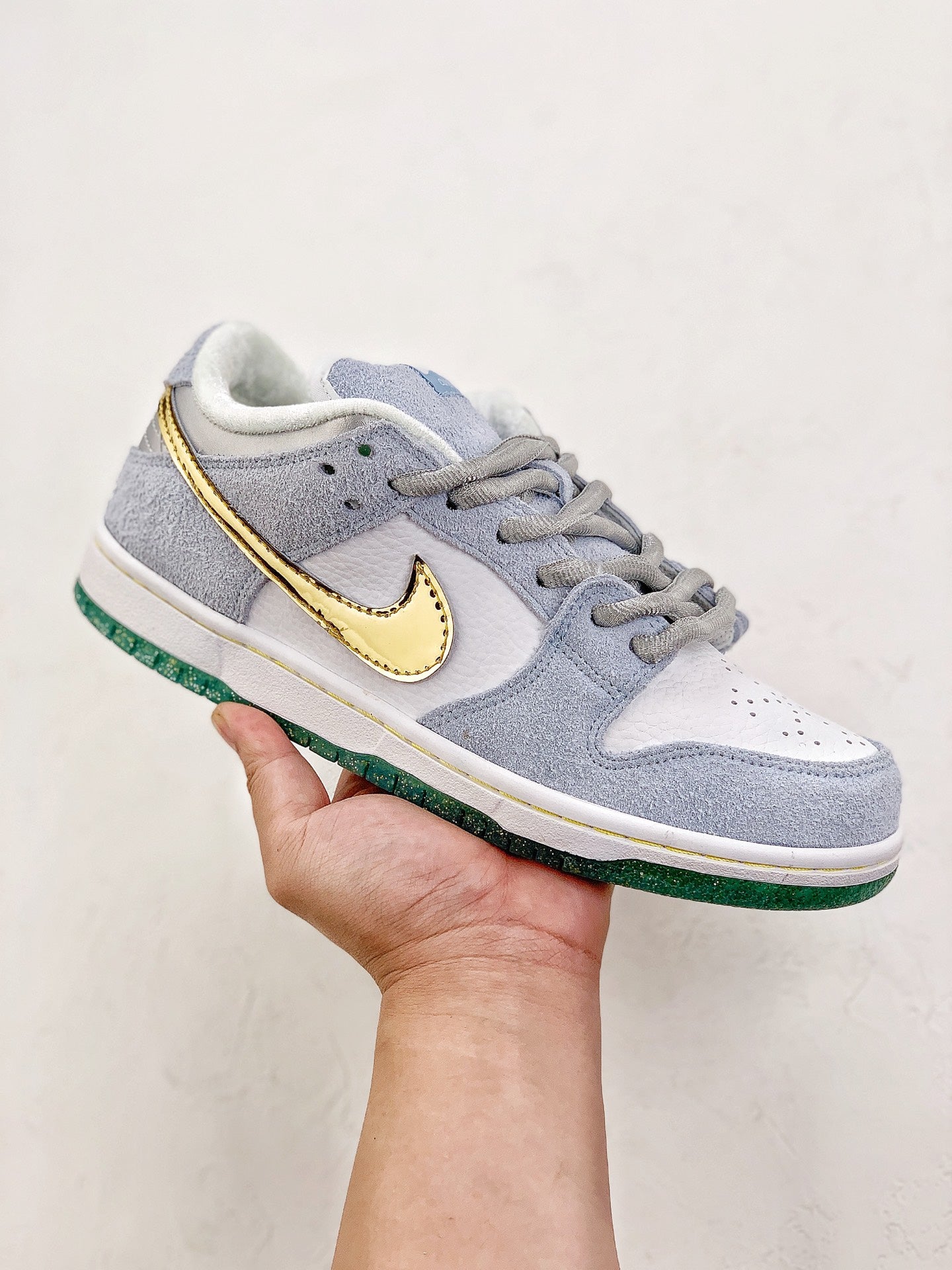 NIKE DUNK SB LOW "Gold Gray "