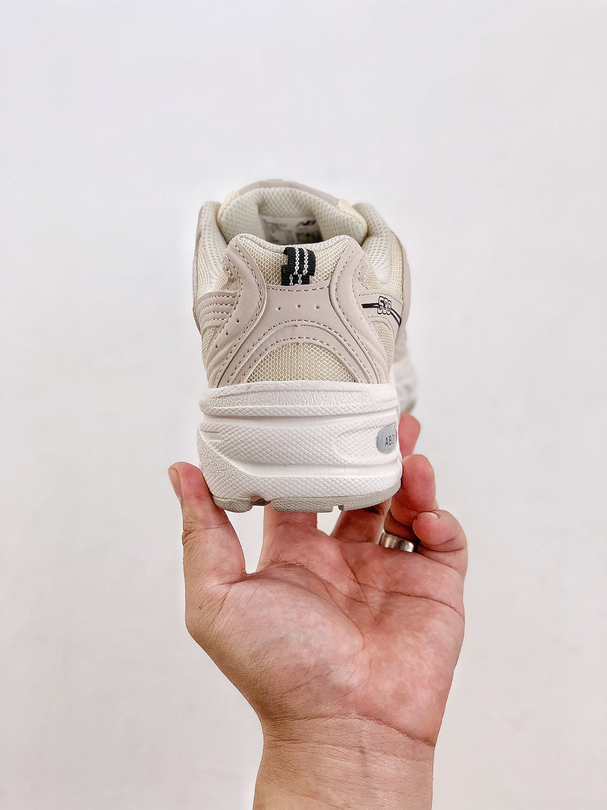 New Balance 530 Vory