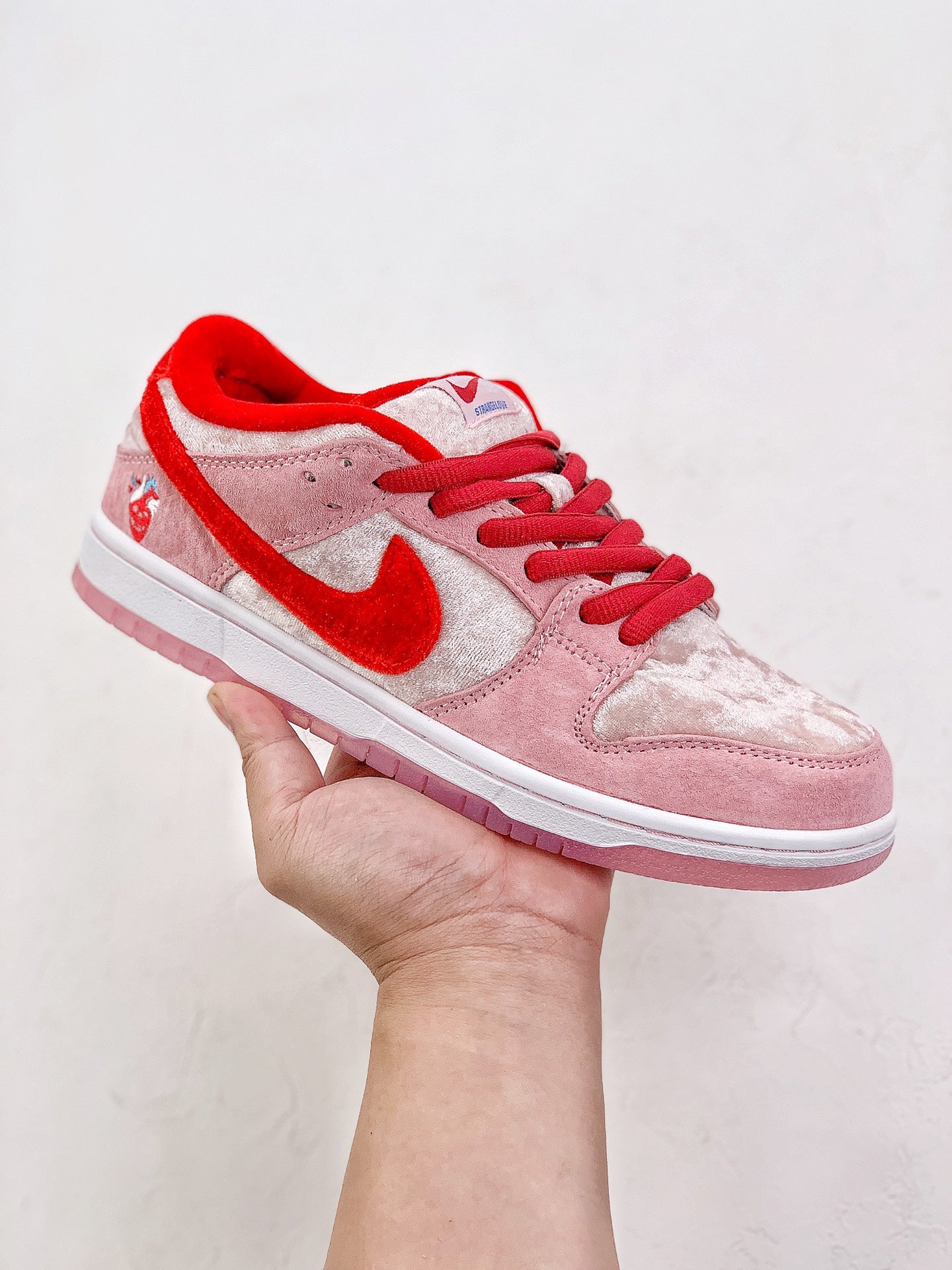 Strange Love x NIKE DUNK LOW RETRO SB