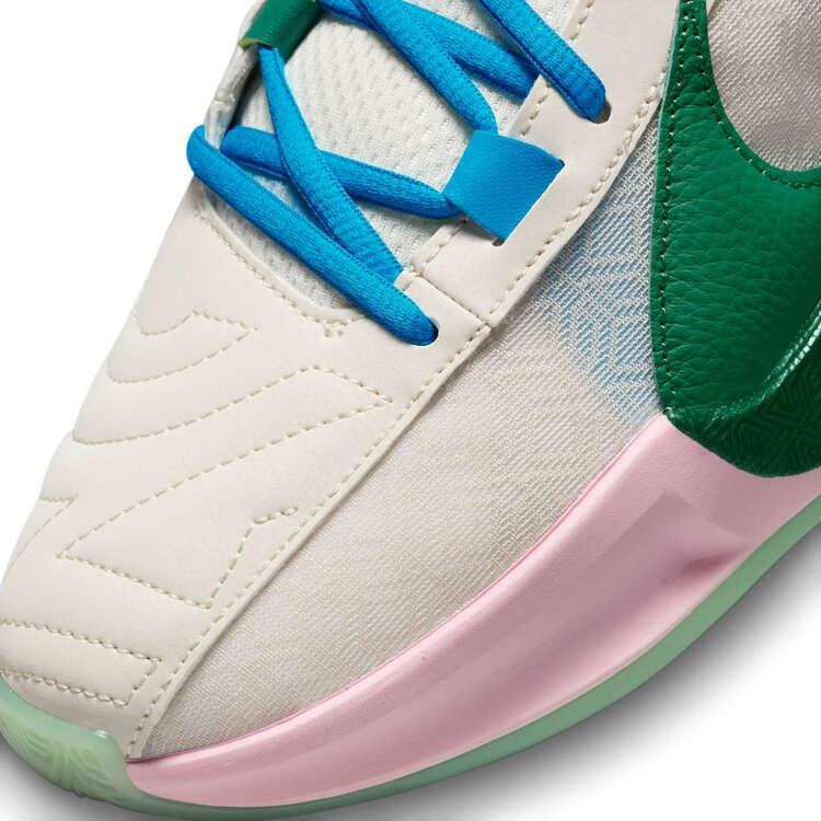 Nike Zoom Freak 5 cinq chaussures à la dure