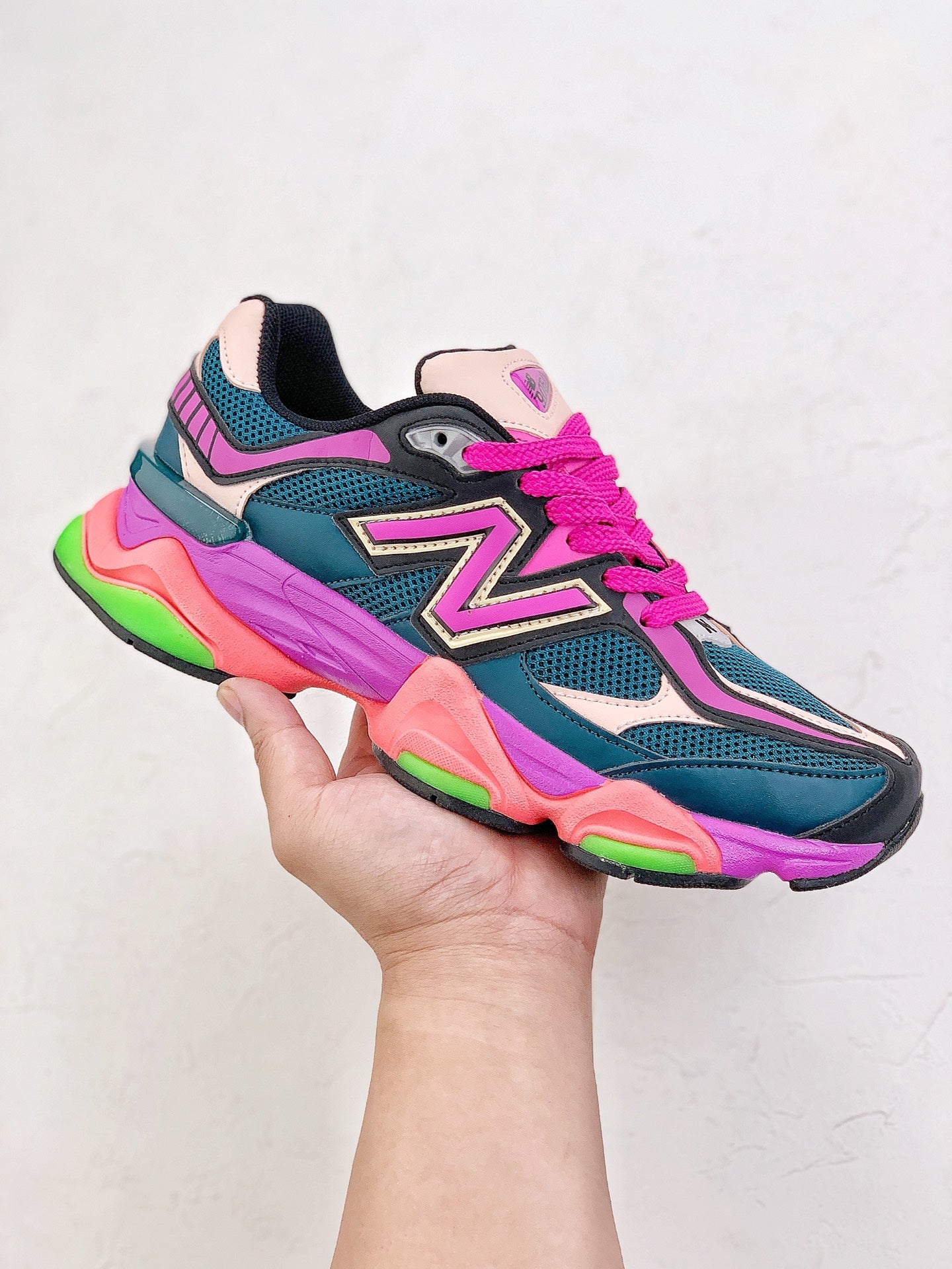 New Balance NB 9060 Nave and colors
