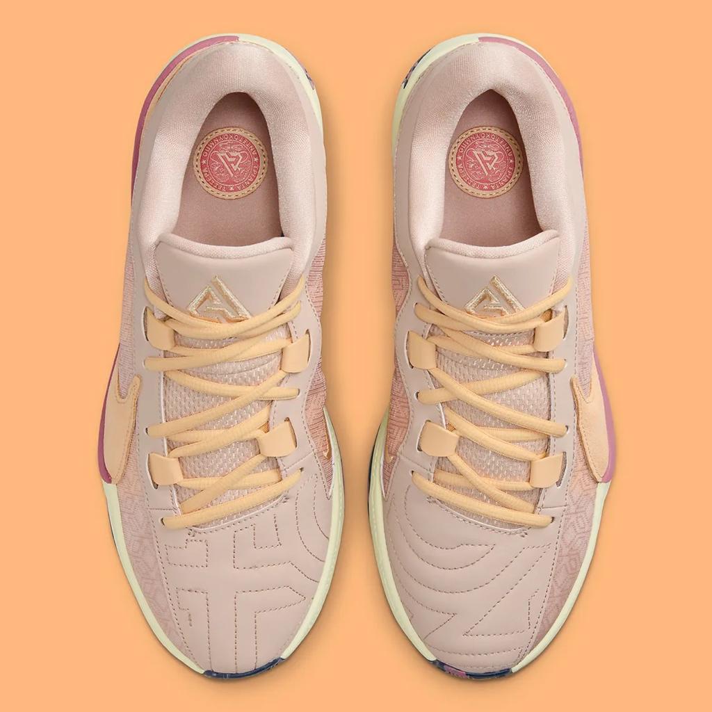Chaussures Nike Zoom Freak 5 en pierre fossile