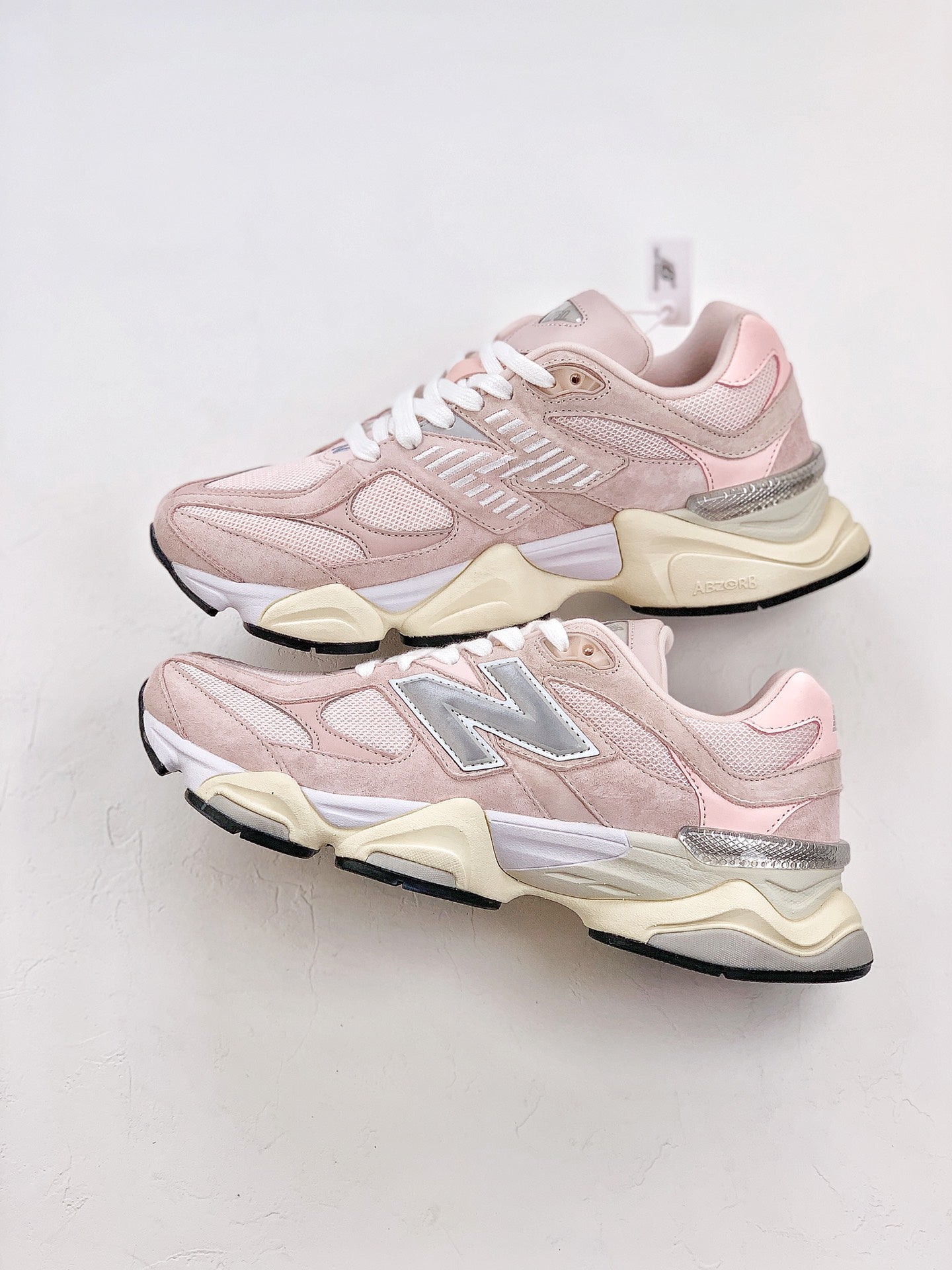 New Balance NB 9060 Pink