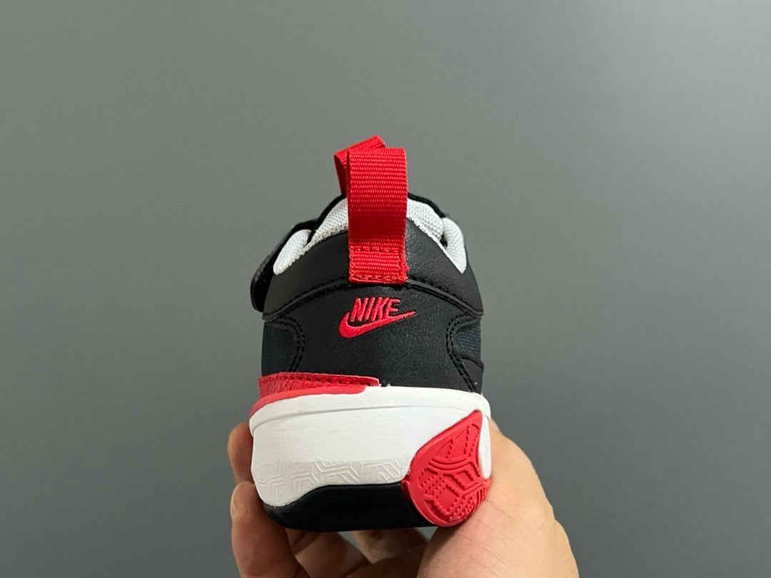 Nike air jordan retro rouge blanc bleu chaussures