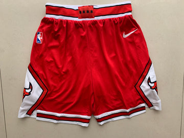 Short taureau rouge