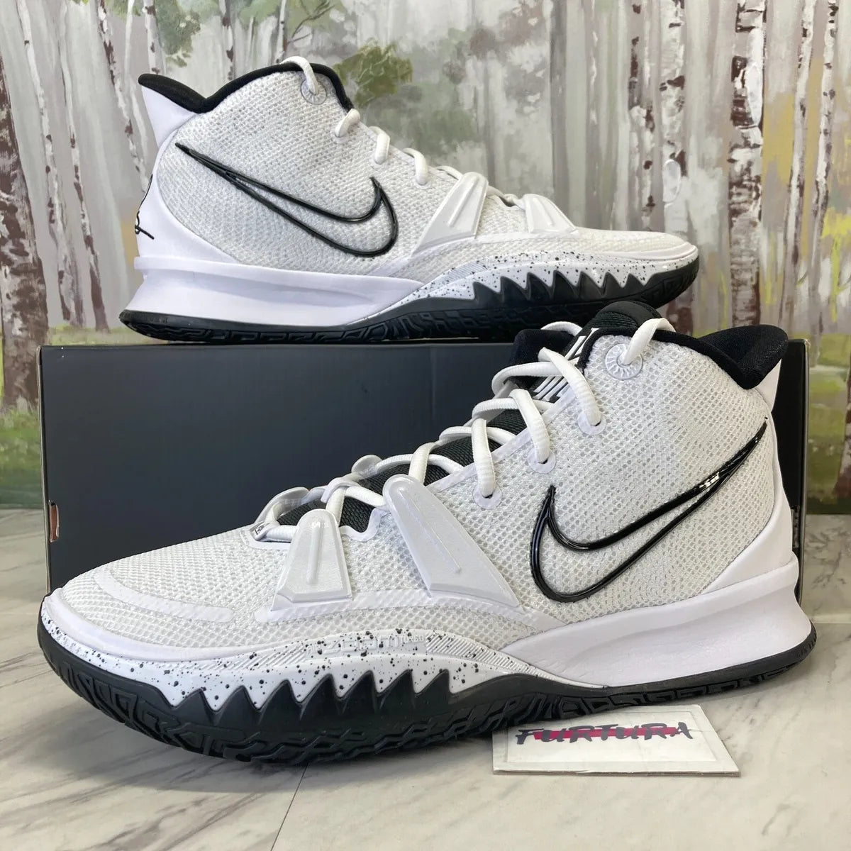 Nike Kyrie 7 noir et blanc