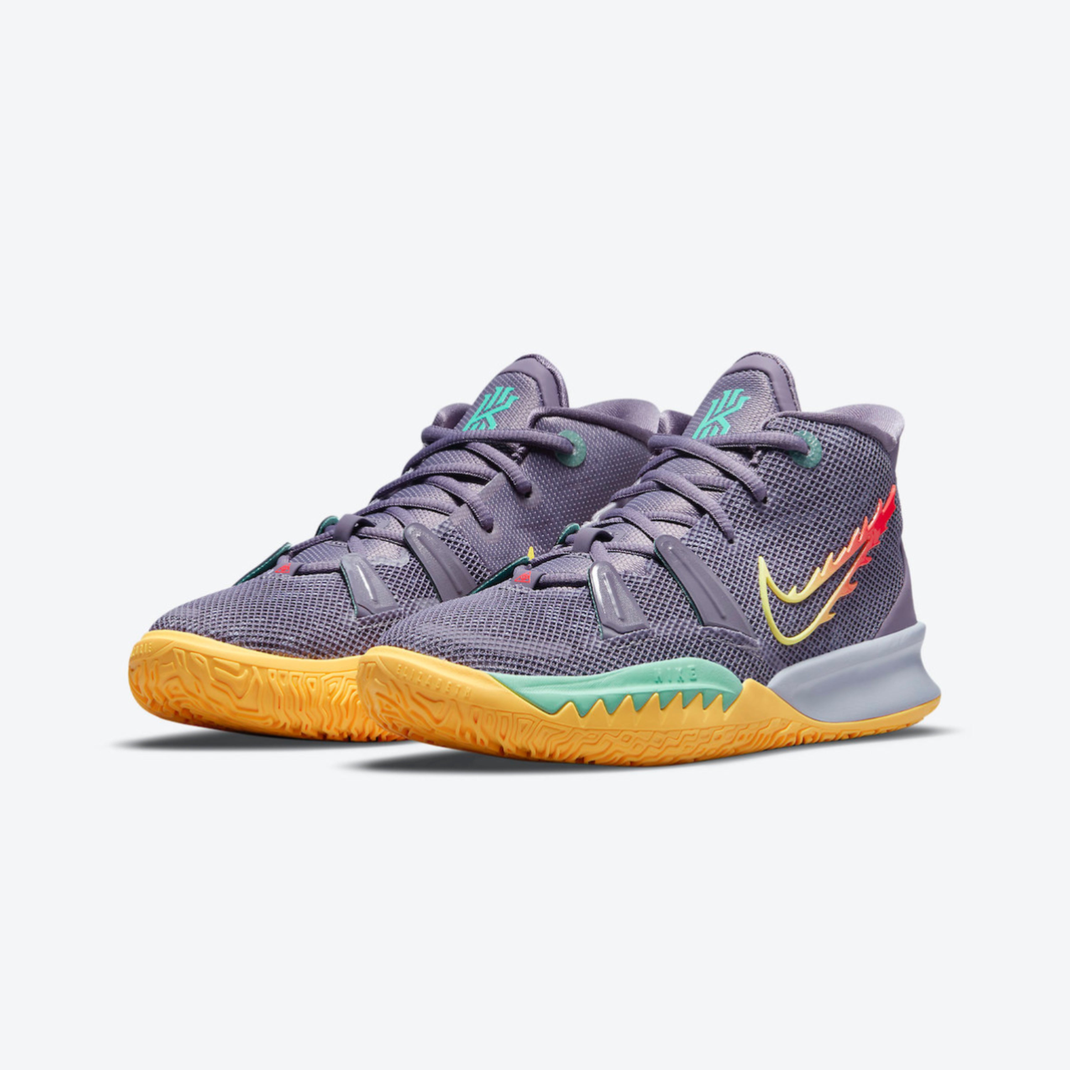 Nike Kyrie 7 violet/jaune