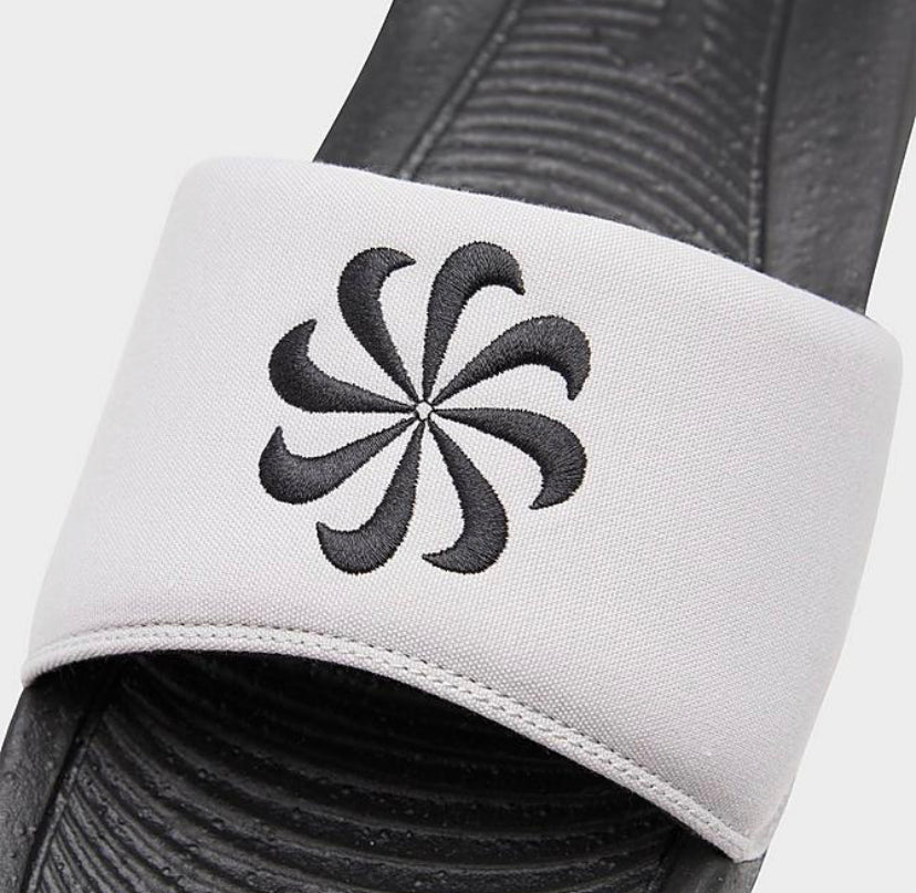 NIKE Victori 1 Next Nature Slide Sandle