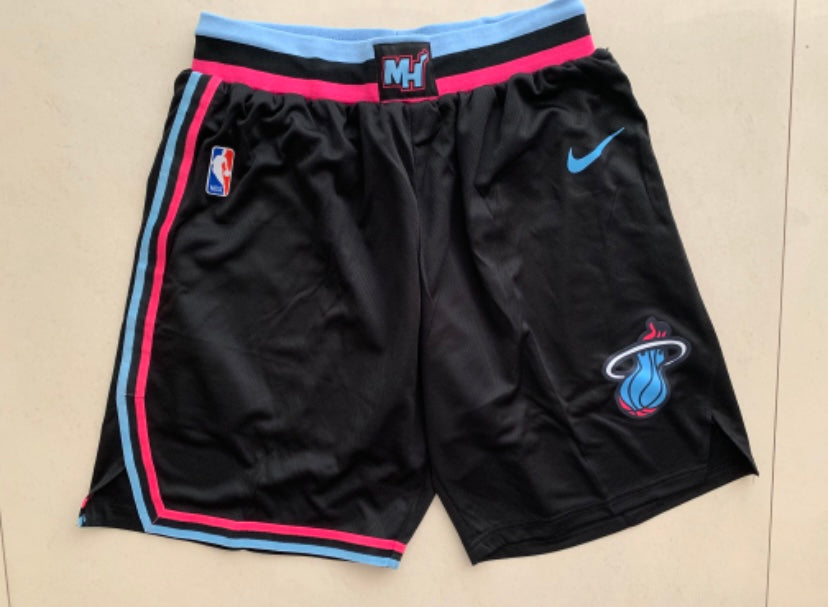 Heat site black Shorts