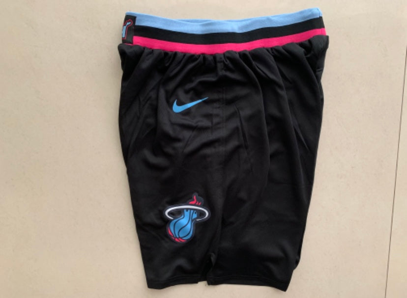 Heat site black Shorts