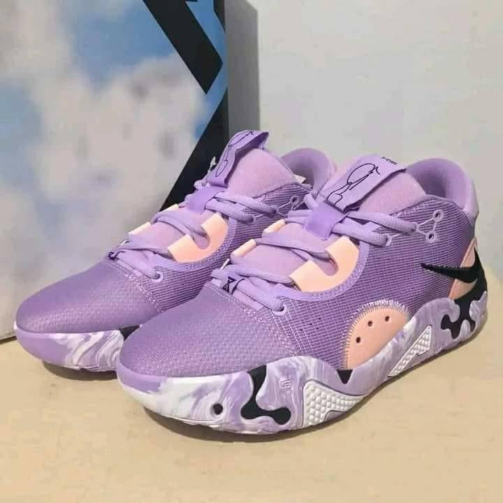 Chaussures Nike PG6 violettes