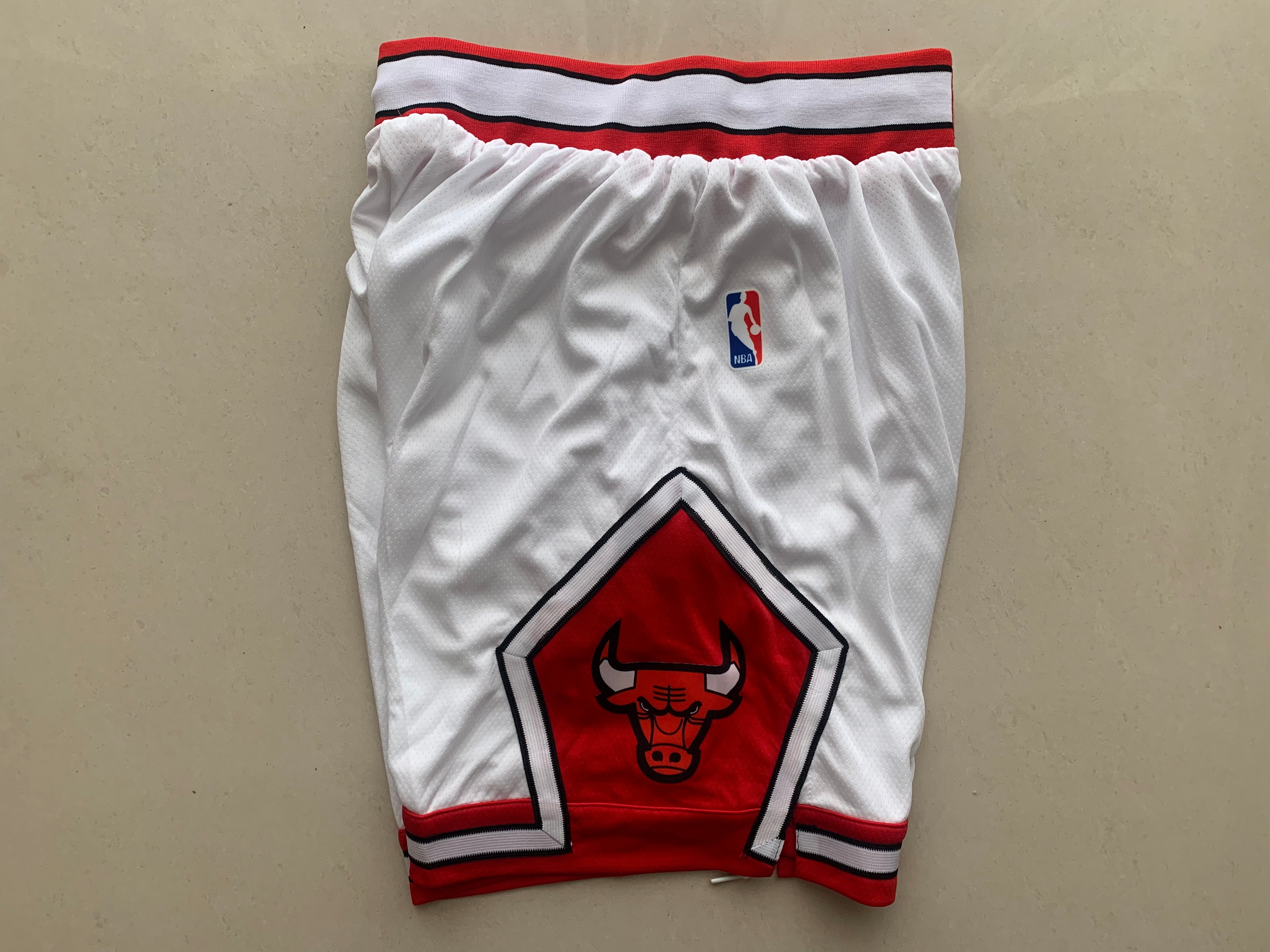 Bull white shorts