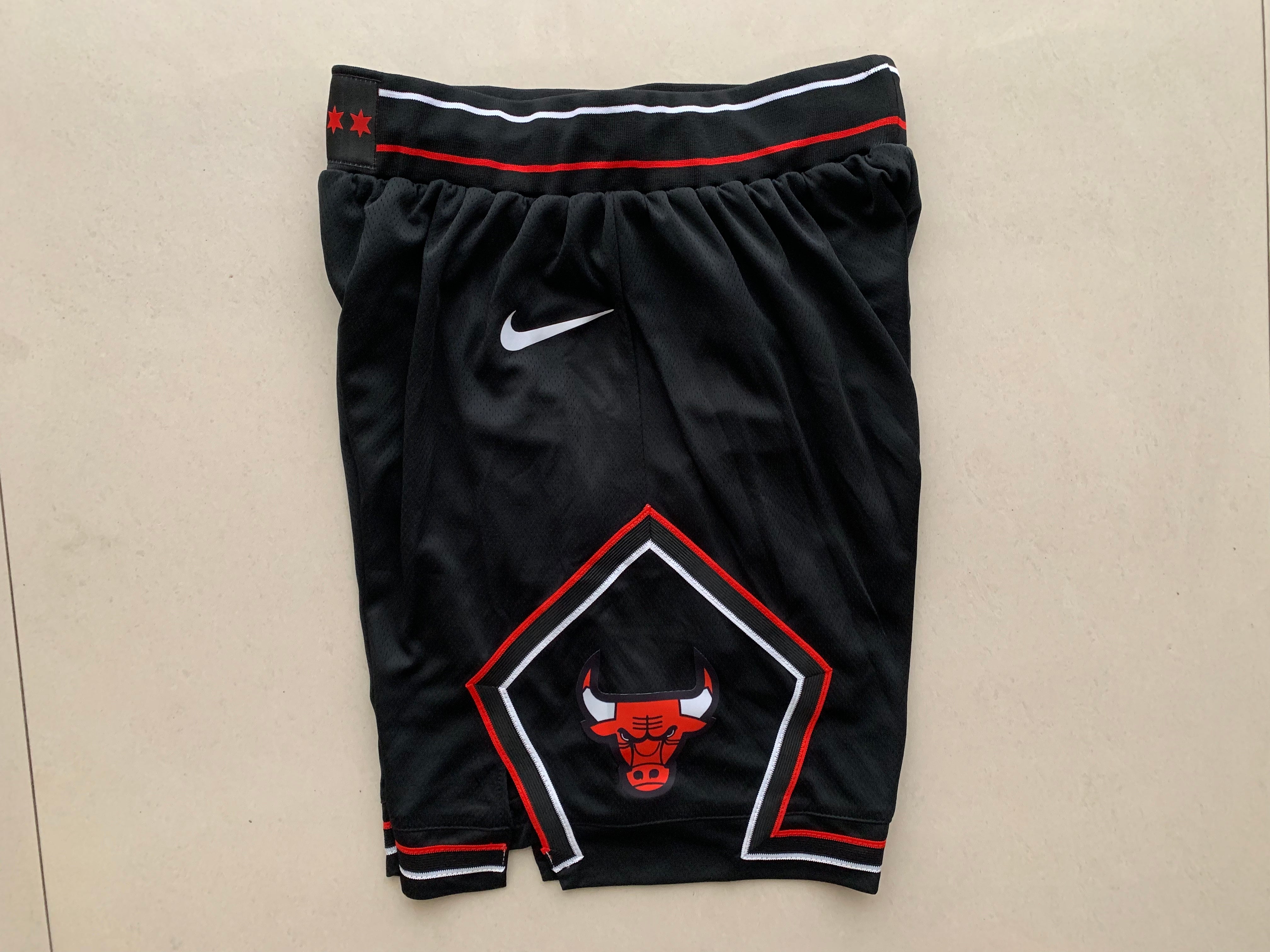 Bull black shorts