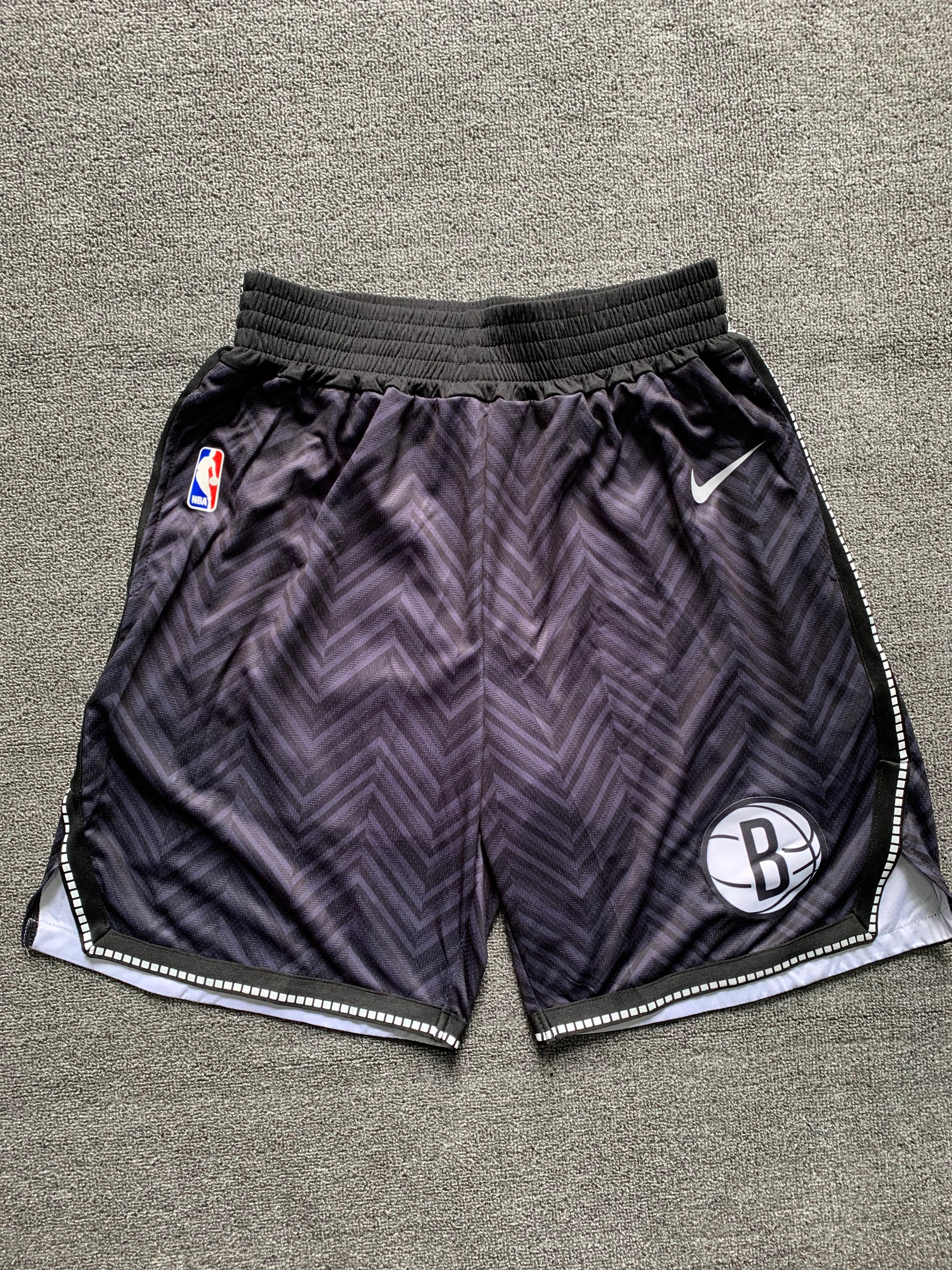 Nets reward black gray Shorts