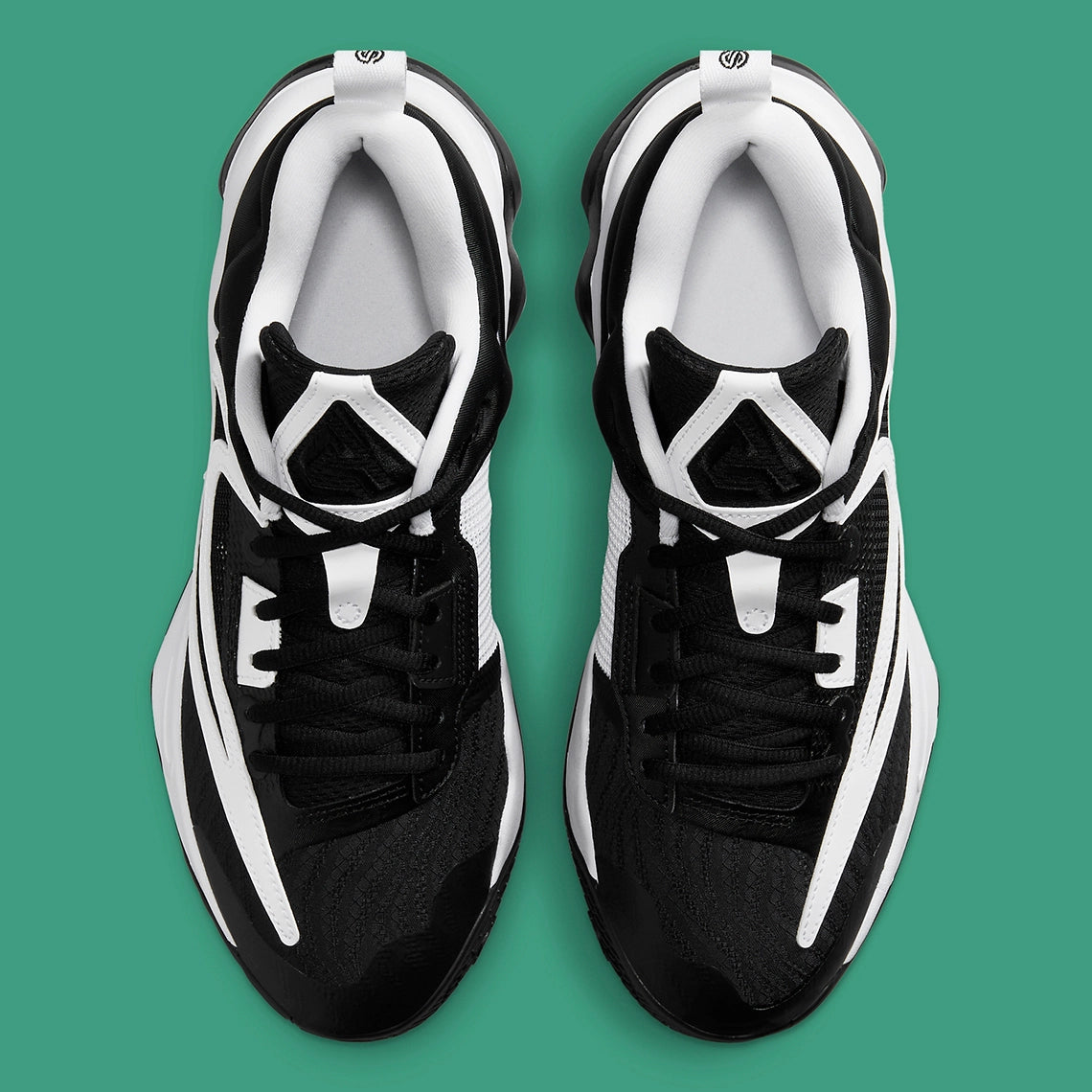 Nike Giannis immortalité 3 noir/blanc