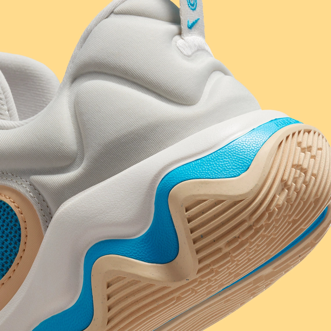 Nike Giannis immortality 3 blue