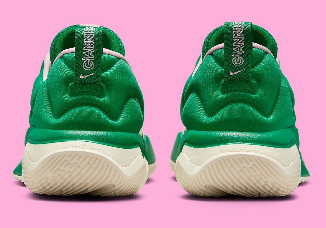 Nike Giannis immortalité 3 vert/rose