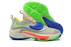 Nike Zoom Freak 3 couleurs primaires