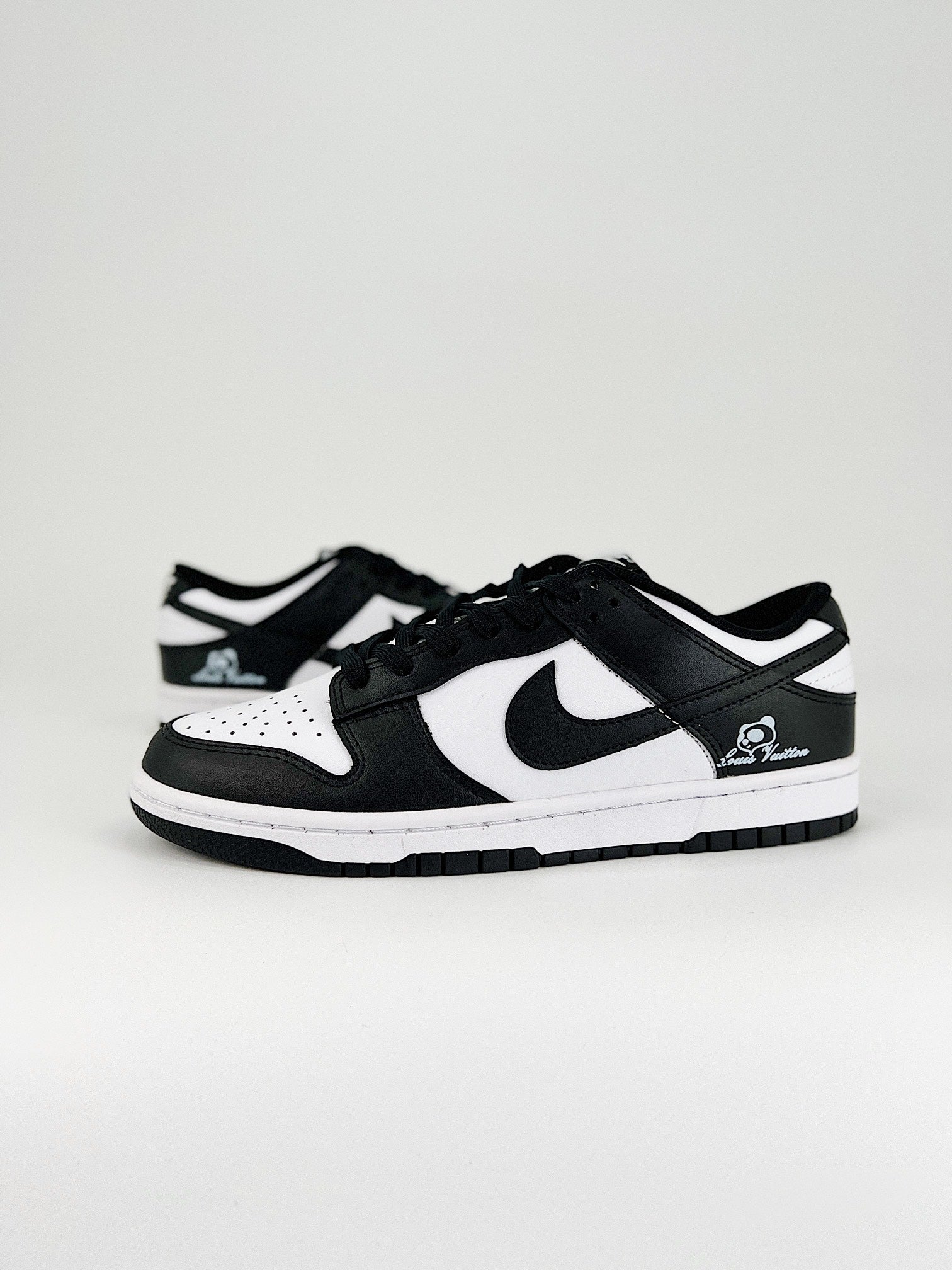 NIKE DUNK SB LOW Dunk SB (White&Black)